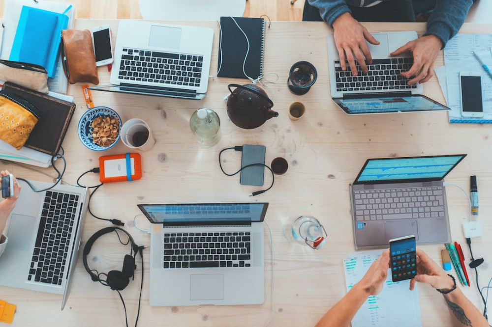 Use technology to make the best out of your home office area